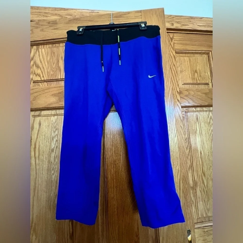 Nike comfortable capri